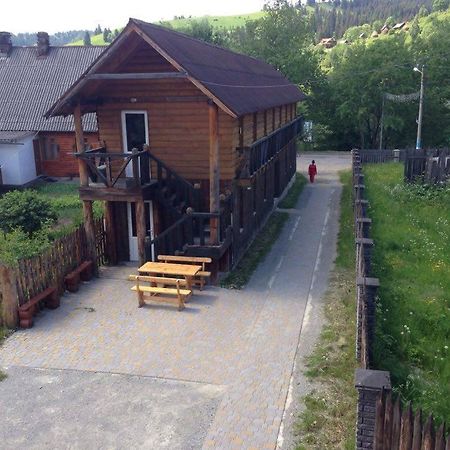 Хостел "Трутень" Vorokhta Exterior photo